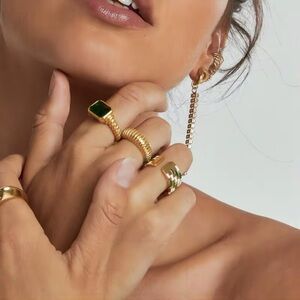 SIZE 8 | 18K Gold Plated Emerald Green CZ Chunky Ring - Gold Jewelry